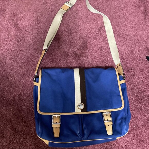 Coach F70201 Voyage Canvas Shoulder Bag Blue. - Picture 6 of 6